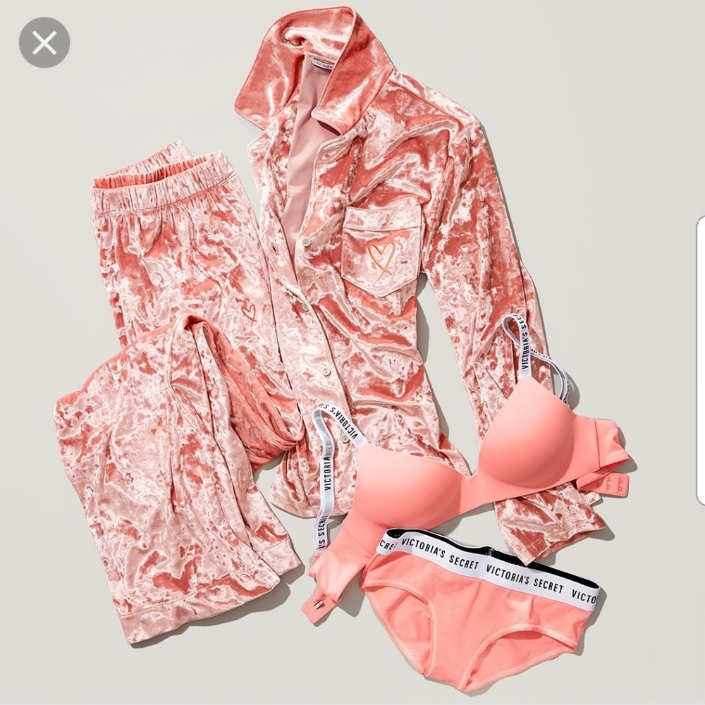 Victoria's secret  velvet pajama set of 2